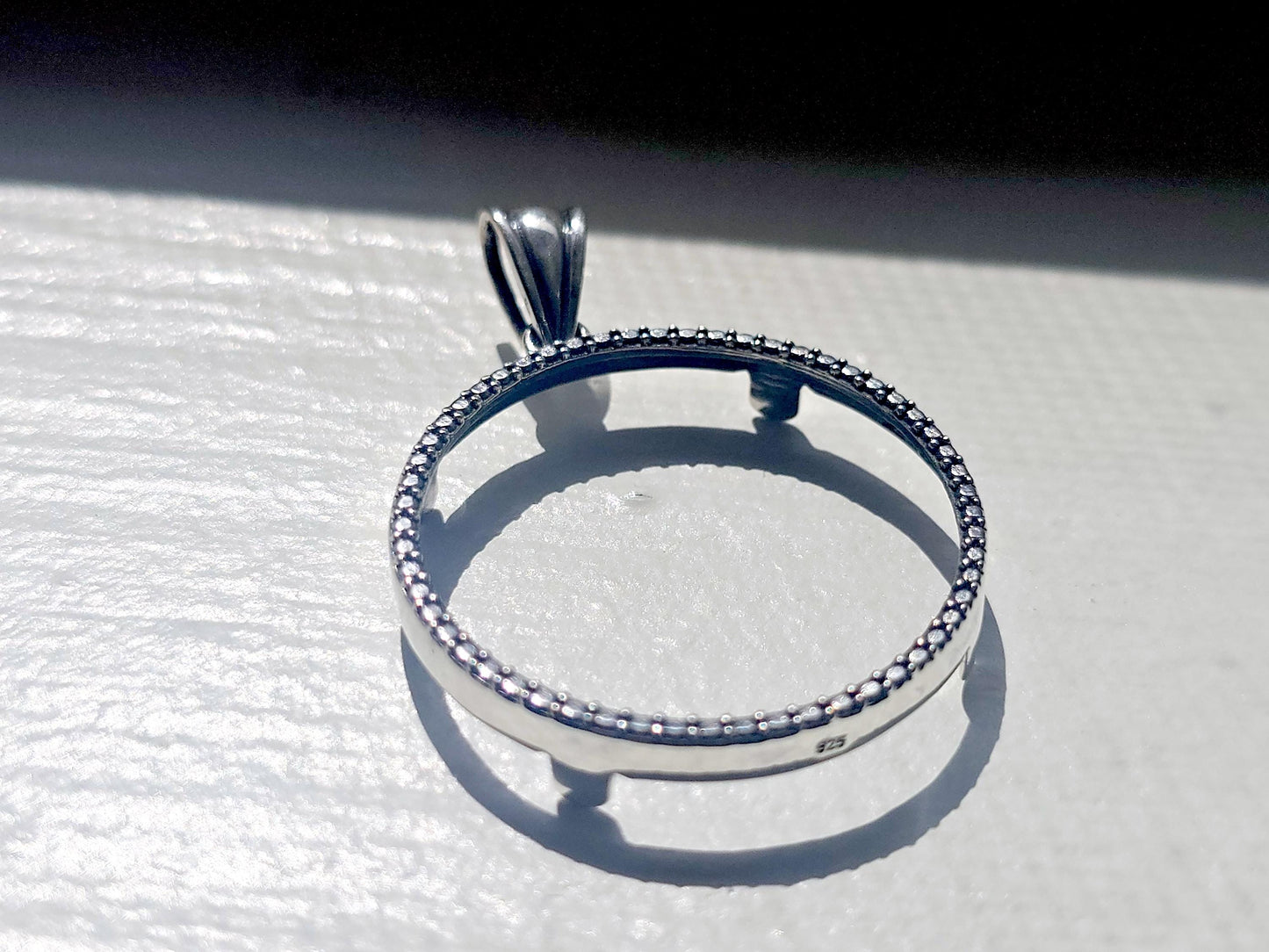 925 Sterling Silver Prong Back Illusion Edge Bezel for 26mm Susan B Anthony Dollar Coin
