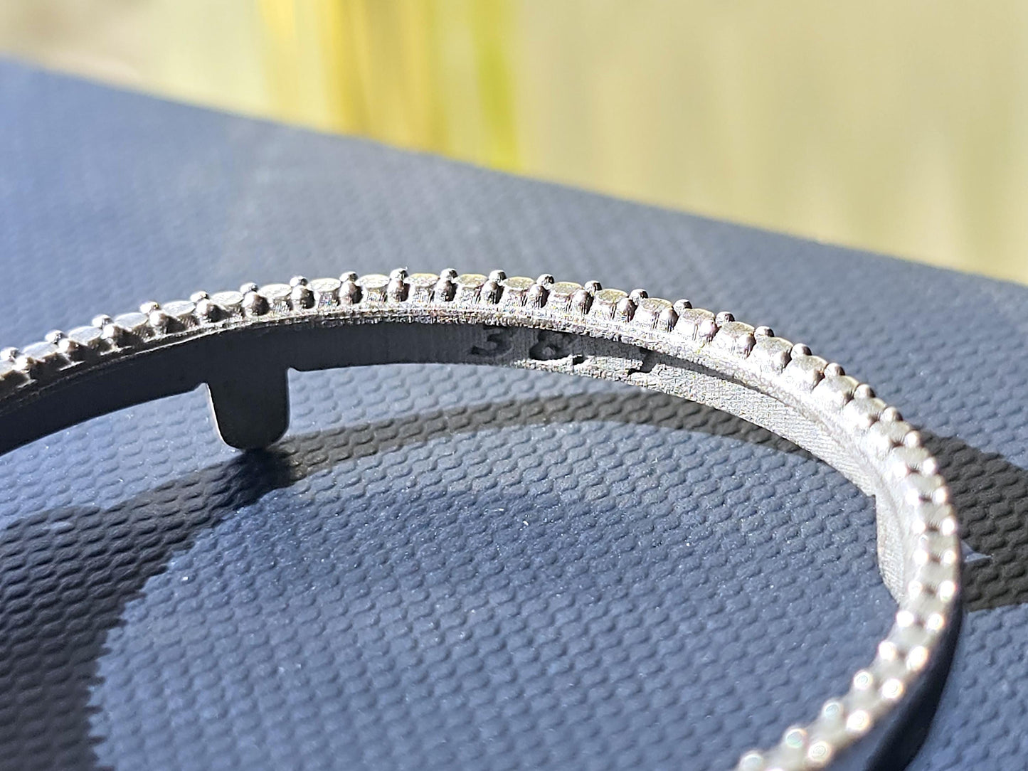925 Sterling Silver Prong Back Illusion Edge Bezel for 38mm 1 Dollar Coins