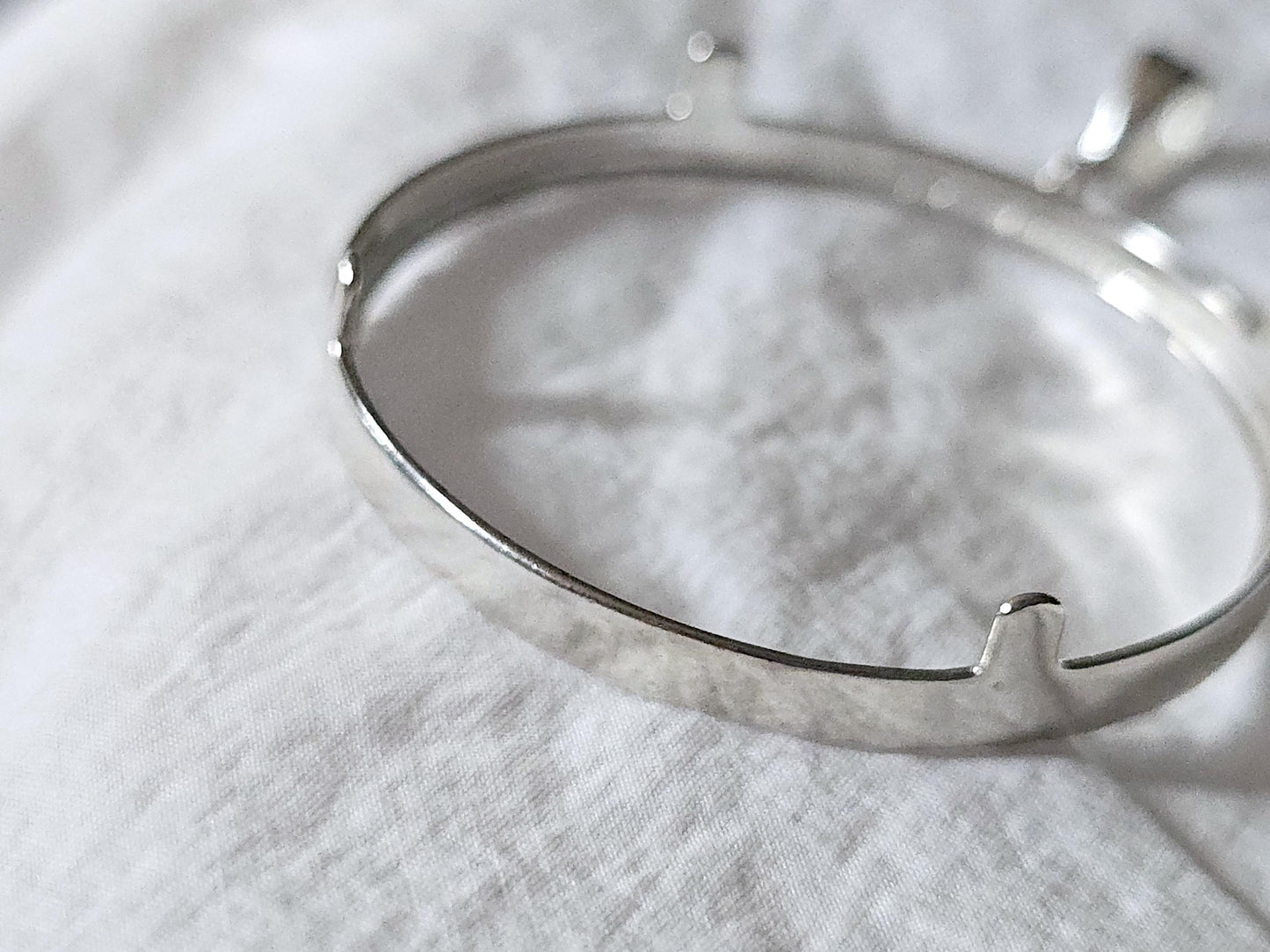 925 Sterling Silver Prong Back Diamond Cut Bezel for 38mm 1 Dollar Coins