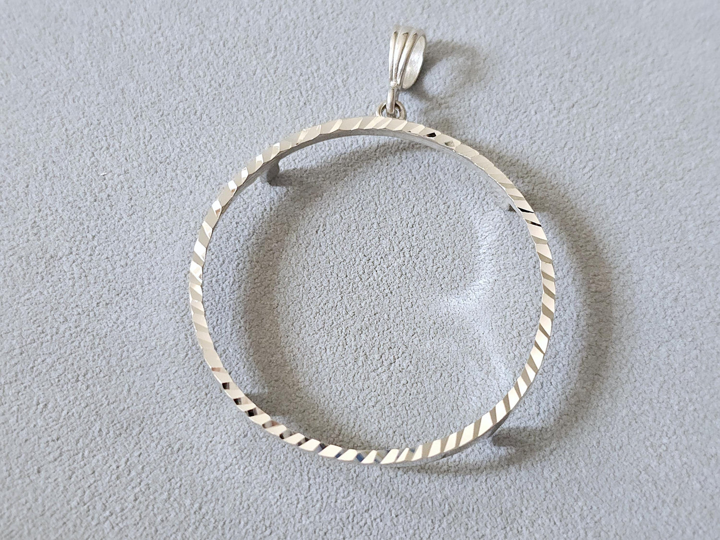 925 Sterling Silver Prong Back Diamond Cut Bezel for 39mm 1 oz Silver Rounds Casino Chips Mexican Cien Pesos Coins