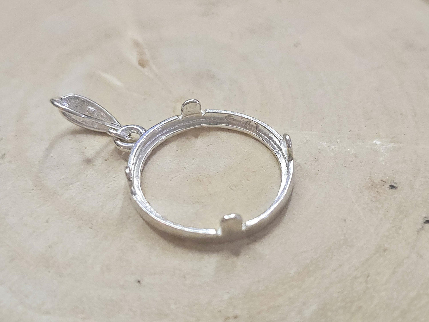 925 Sterling Silver Prong Back Diamond Cut Bezel for 18mm Dime 10 Cent Coins