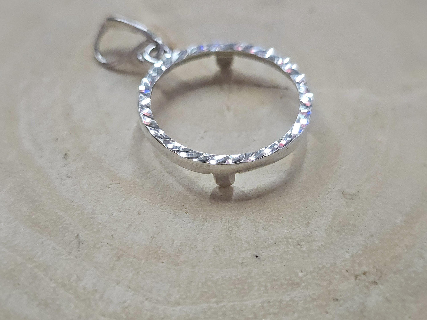 925 Sterling Silver Prong Back Diamond Cut Bezel for 19mm Penny 1 Cent Coins