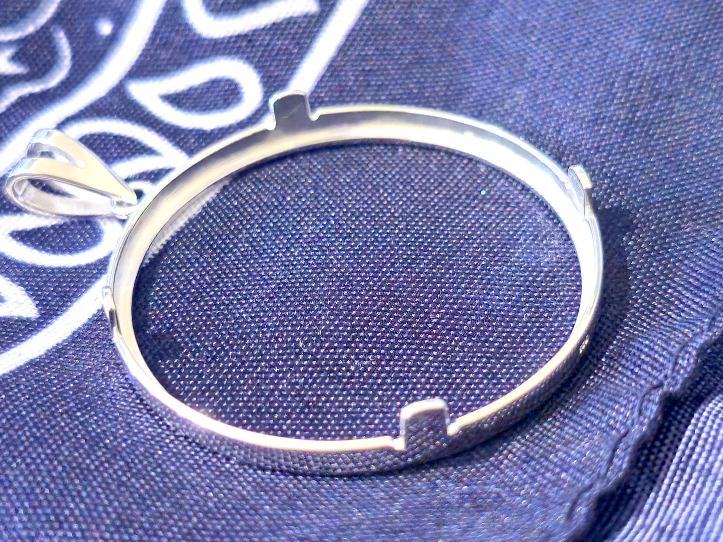 925 Sterling Silver Prong Back Simple Bezel for 34mm Mexican 1 Peso Coins