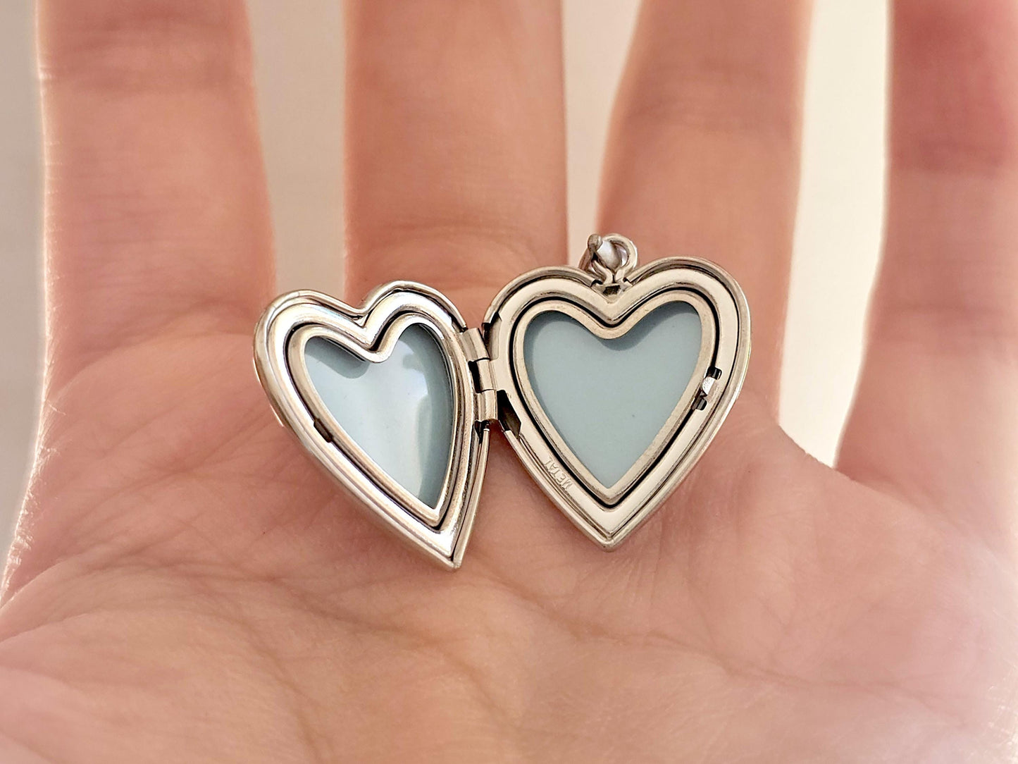925 Sterling Silver Diamond Heart Locket Pendant with Engraved Star