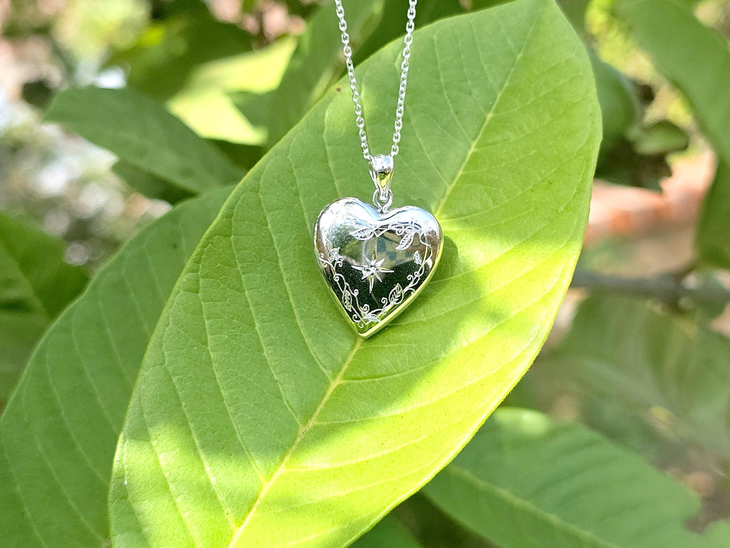 925 Sterling Silver Diamond Heart Locket Pendant with Engraved Star
