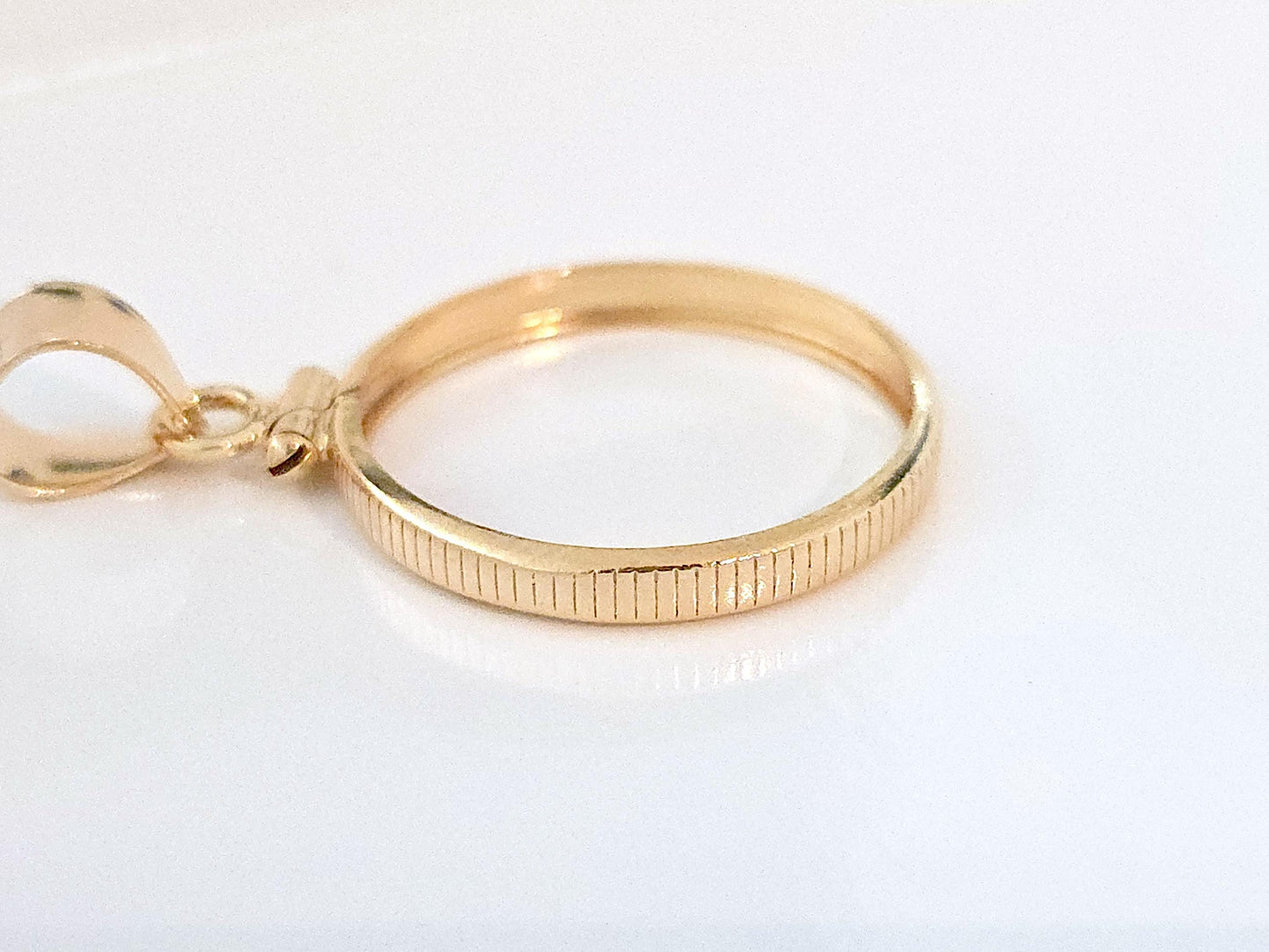 14K Gold Filled Screw Top Coin Edge Bezel for 21mm Nickel 5 Cent Coins