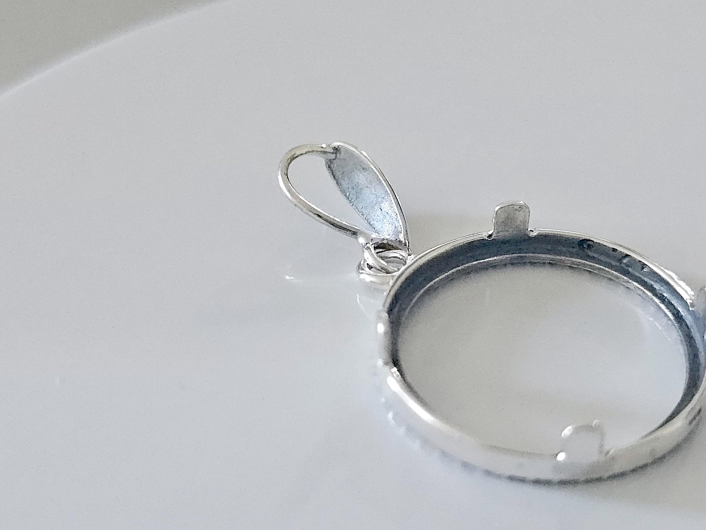 925 Sterling Silver Prong Back Illusion Edge Bezel for 18mm Dime 10 Cent Coins