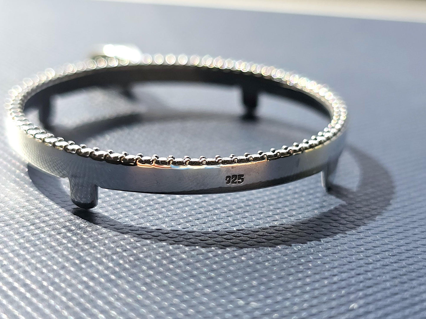 925 Sterling Silver Prong Back Illusion Edge Bezel for 34mm Mexican 1 Peso Coins