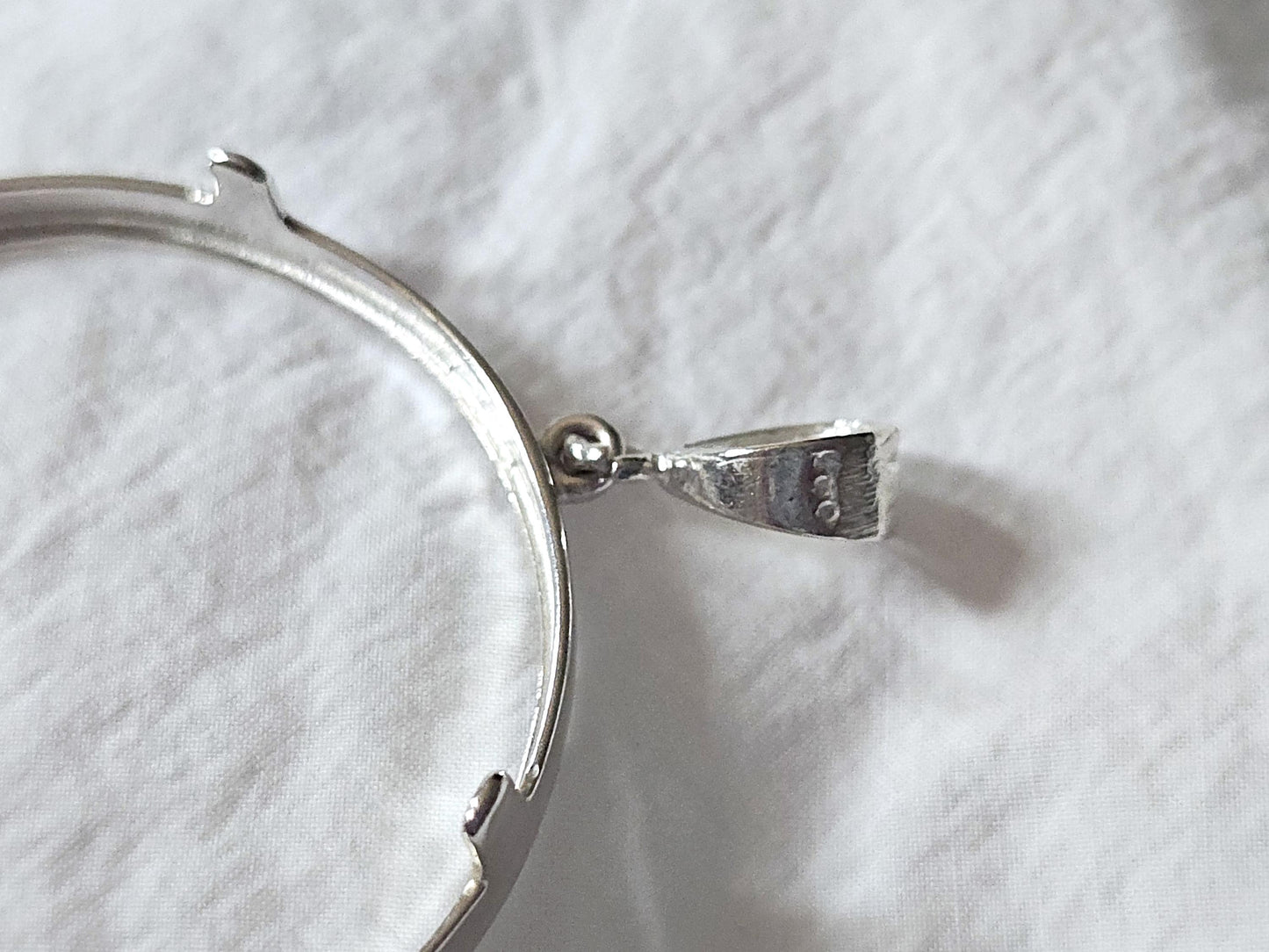 925 Sterling Silver Prong Back Diamond Cut Bezel for 38mm 1 Dollar Coins