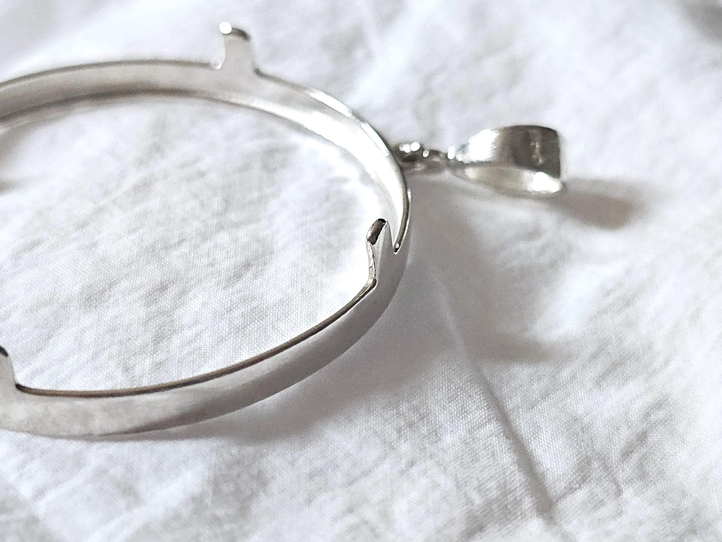925 Sterling Silver Prong Back Diamond Cut Bezel for 38mm 1 Dollar Coins