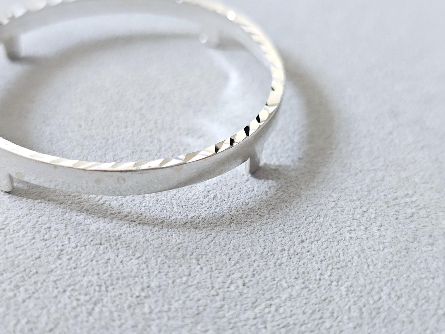 925 Sterling Silver Prong Back Diamond Cut Bezel for 41mm 1 oz Coins