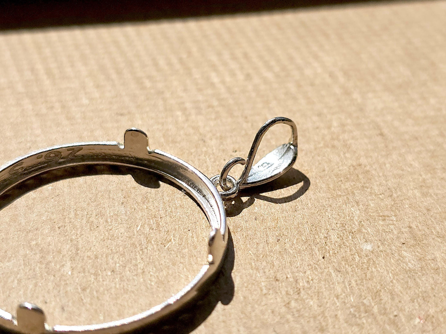 925 Sterling Silver Prong Back Diamond Cut Bezel for 26mm Coins