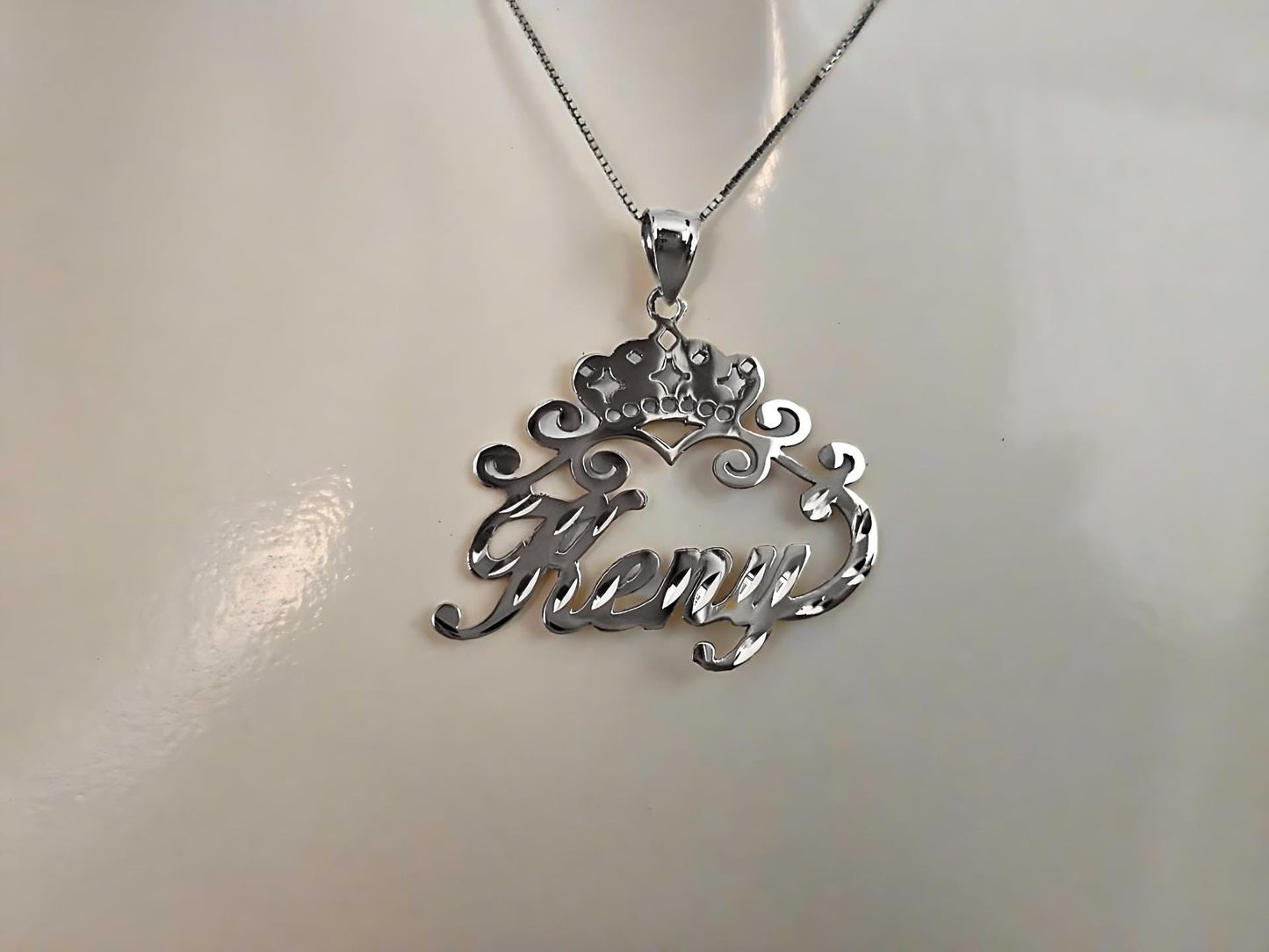 925 Sterling Silver Name Pendant Necklace with Beautiful Doves and Heart