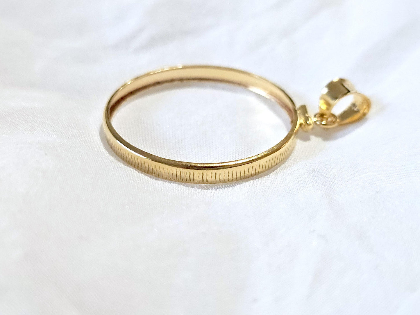 14K Gold Filled Screw Top Coin Edge Bezel for 30mm Half Dollar 50 Cents Coins