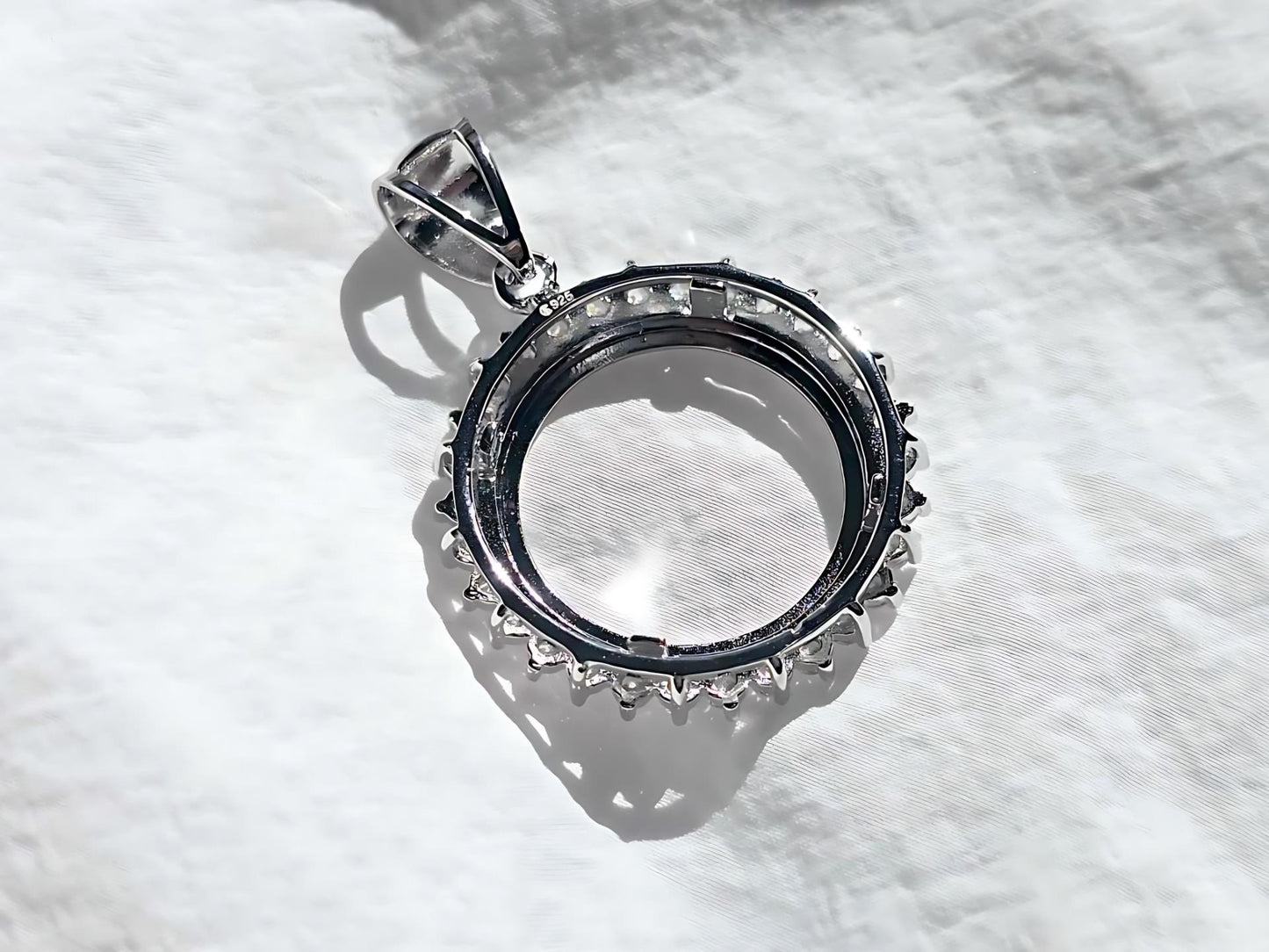 925 Sterling Silver Prong Back Cubic Zirconia CZ Halo Bezel for 18mm Dime 10 Cent Coins