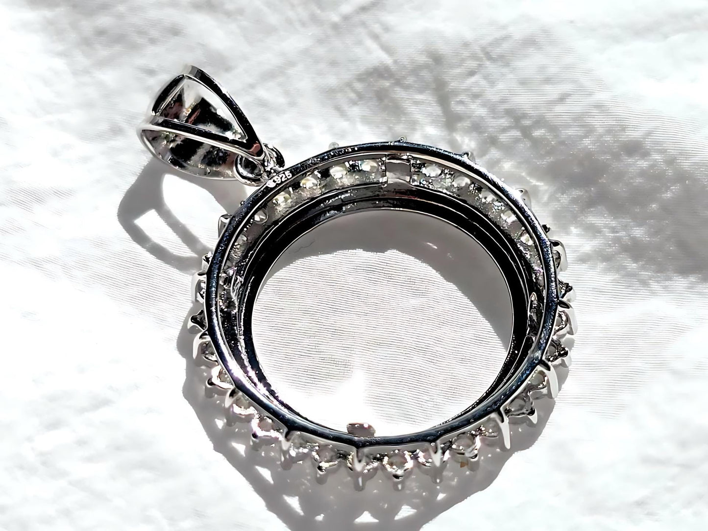 925 Sterling Silver Prong Back Cubic Zirconia CZ Halo Bezel for 19mm Penny 1 Cent Coins