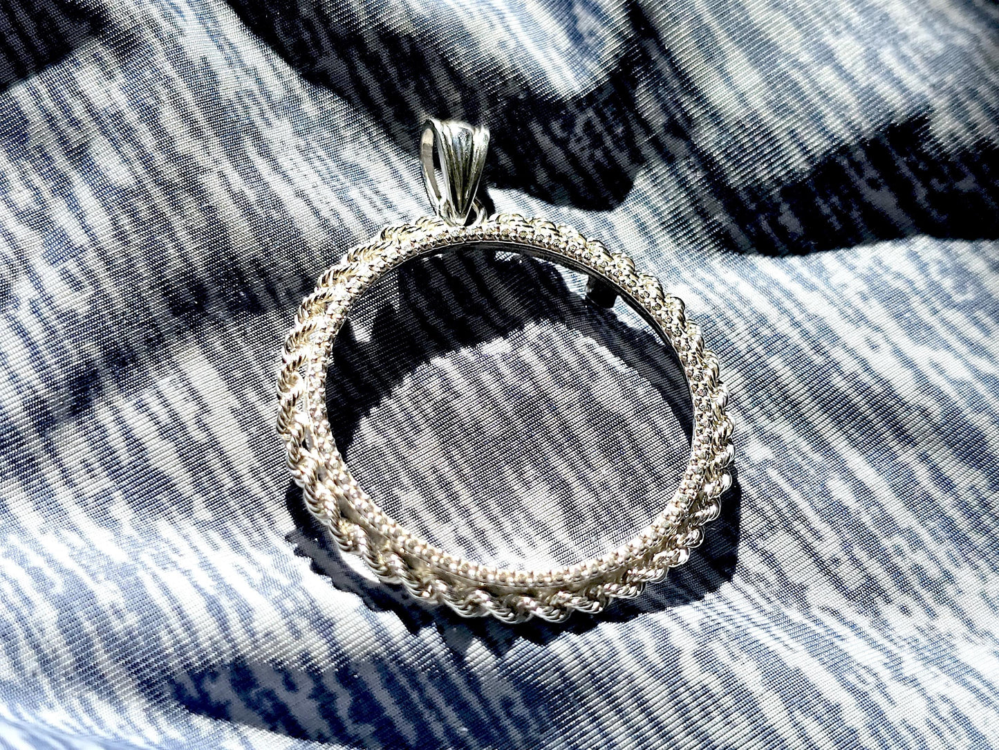 925 Sterling Silver Prong Back Illusion Rope Bezel for 30mm Half Dollar 50 Cents Coins