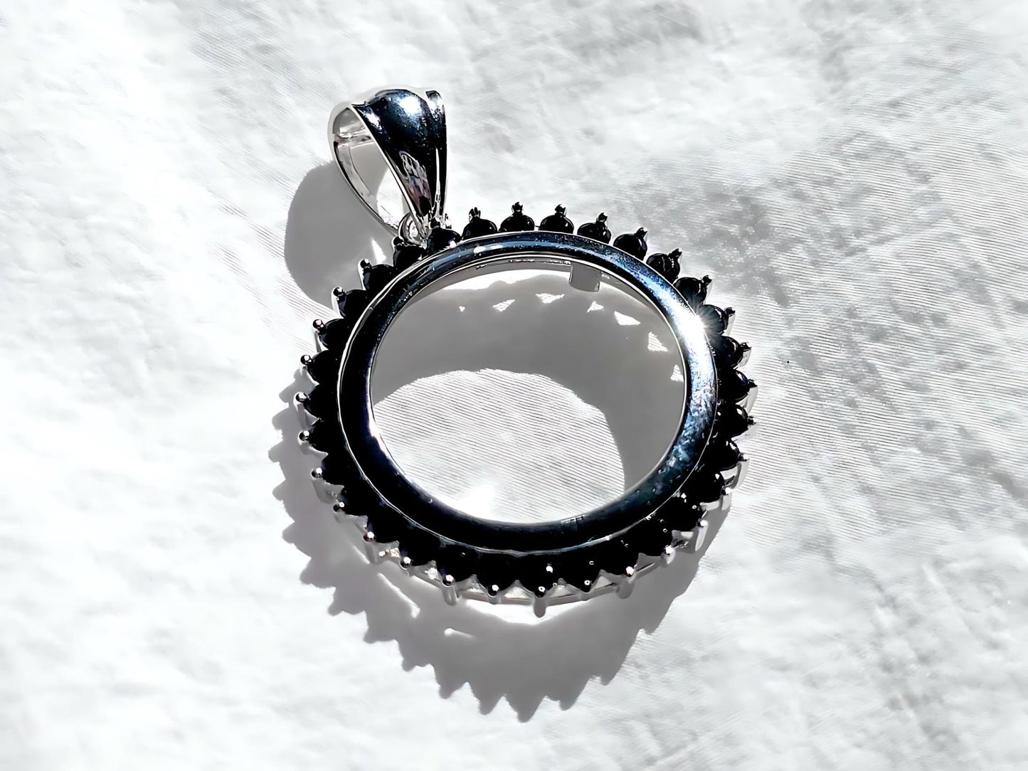 925 Sterling Silver Prong Back Cubic Zirconia CZ Halo Bezel for 19mm Penny 1 Cent Coins
