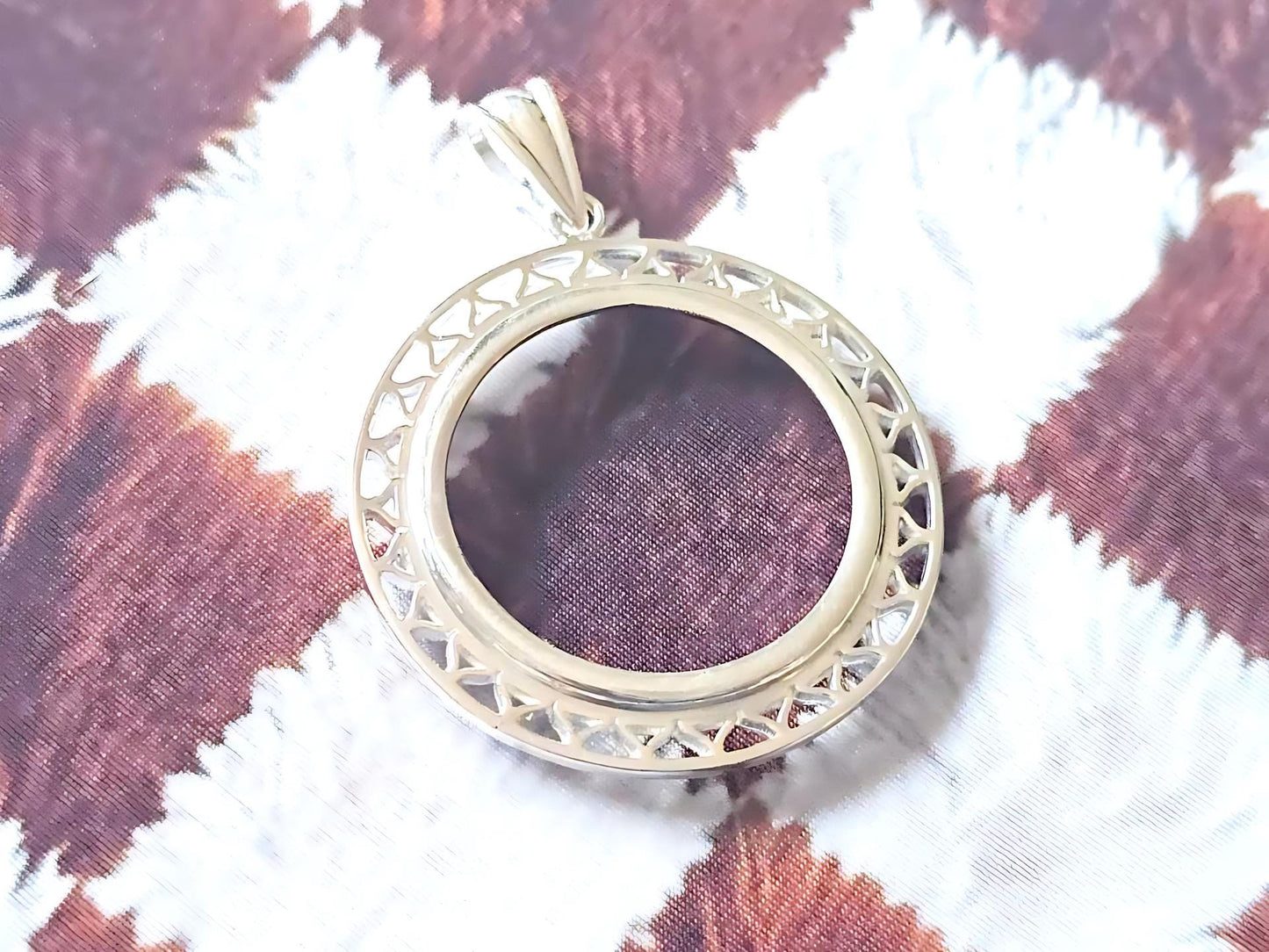 925 Sterling Silver Prong Back Filigree Edge Bezel for 24mm Quarter 25Cent Coins