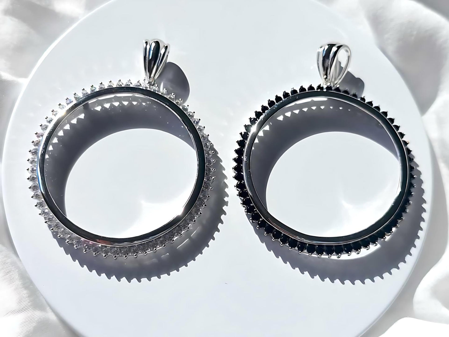 925 Sterling Silver Prong Back Cubic Zirconia CZ Halo Bezel for 38mm 1 Dollar Coins