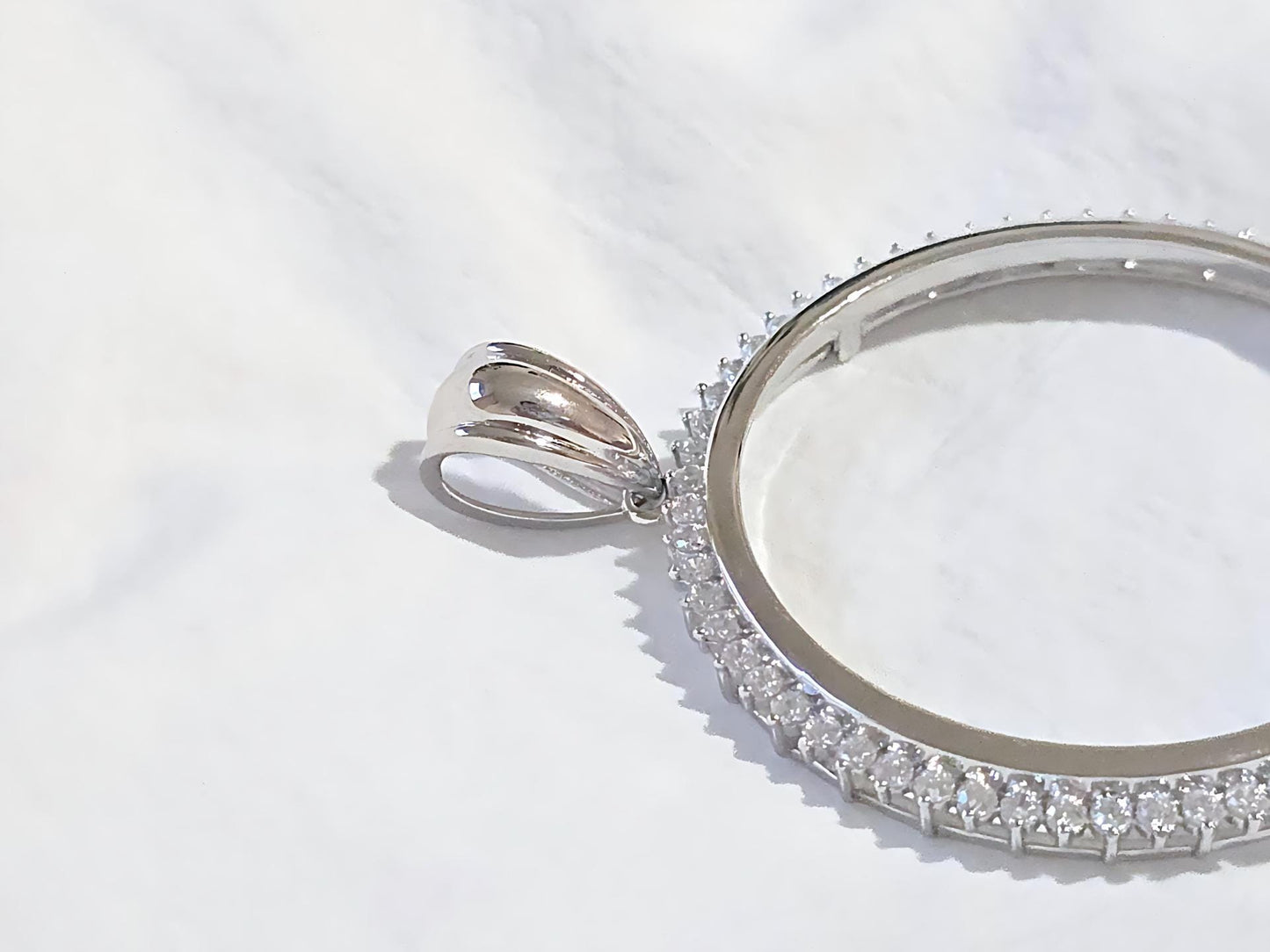 925 Sterling Silver Prong Back Cubic Zirconia CZ Halo Bezel for 41mm 1 oz Coins