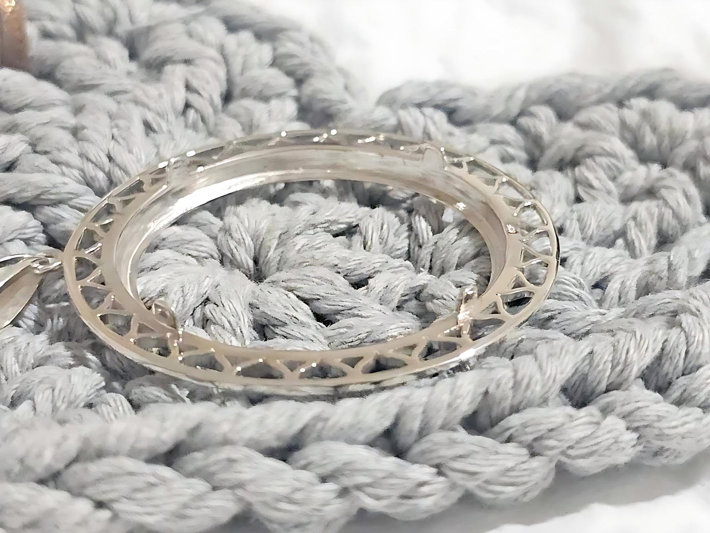 925 Sterling Silver Prong Back Filigree Edge Bezel for 38mm 1 Dollar Coins