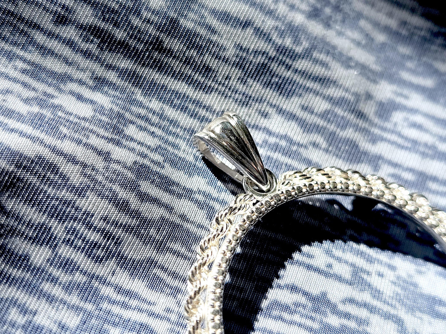 925 Sterling Silver Prong Back Illusion Rope Bezel for 30mm Half Dollar 50 Cents Coins