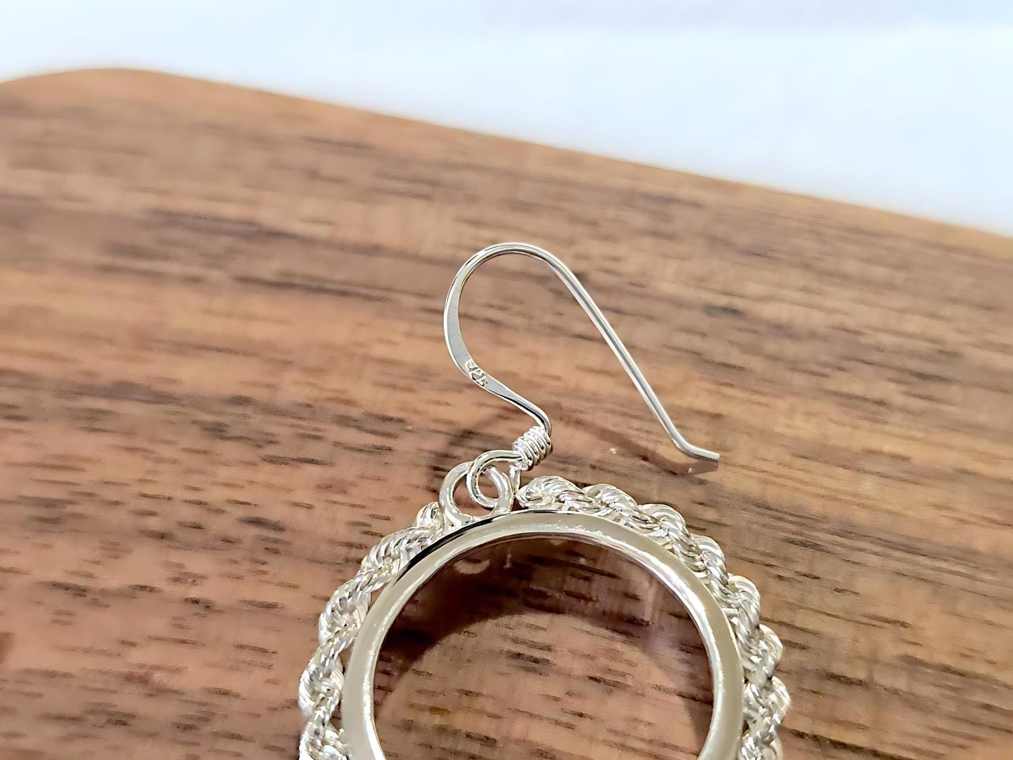 925 Sterling Silver Prong Back Rope Edge Bezel Earring for 18mm Dime 10 Cent Coins