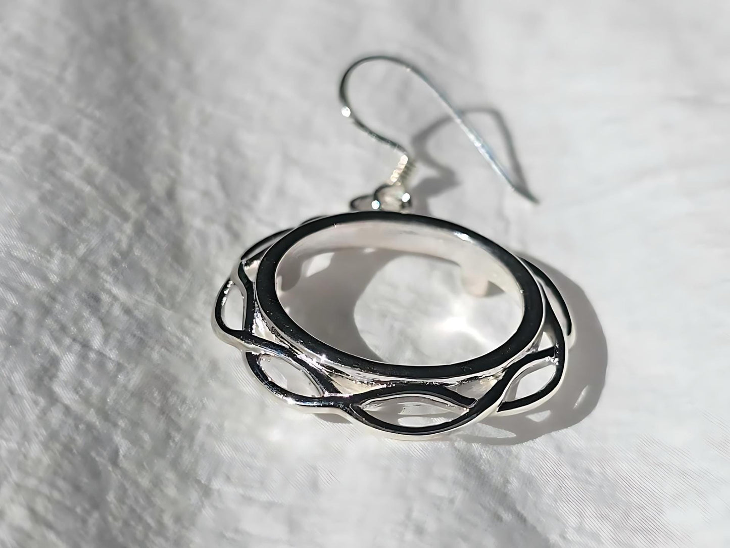 925 Sterling Silver Prong Back Braided Edge Bezel Earring for 18mm 10 Cent Coins