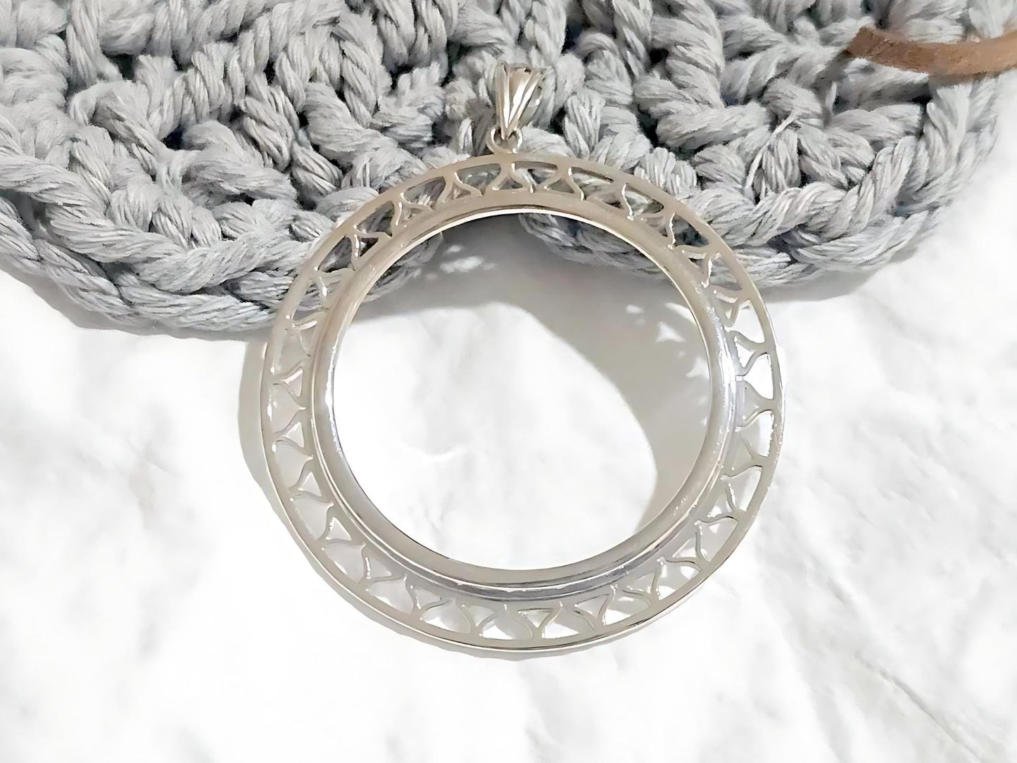 925 Sterling Silver Prong Back Filigree Edge Bezel for 39mm 1oz Coins