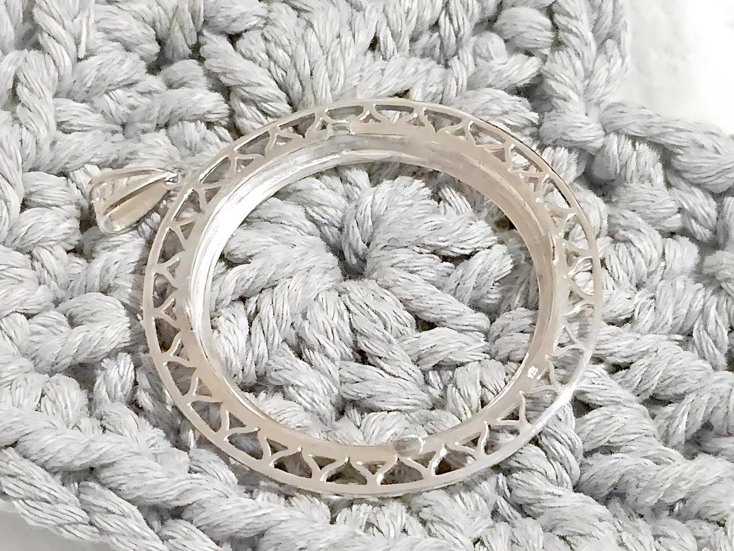 925 Sterling Silver Prong Back Filigree Edge Bezel for 38mm 1 Dollar Coins