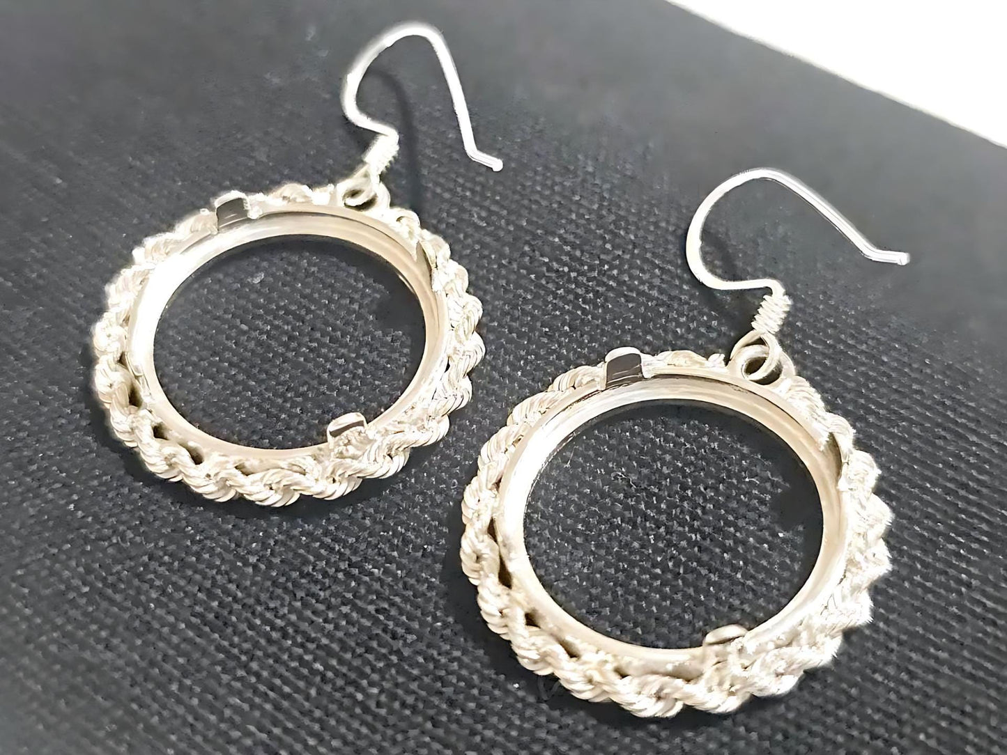 925 Sterling Silver Prong Back Illusion Rope Bezel Earring for 18mm Dime 10 Cent Coins