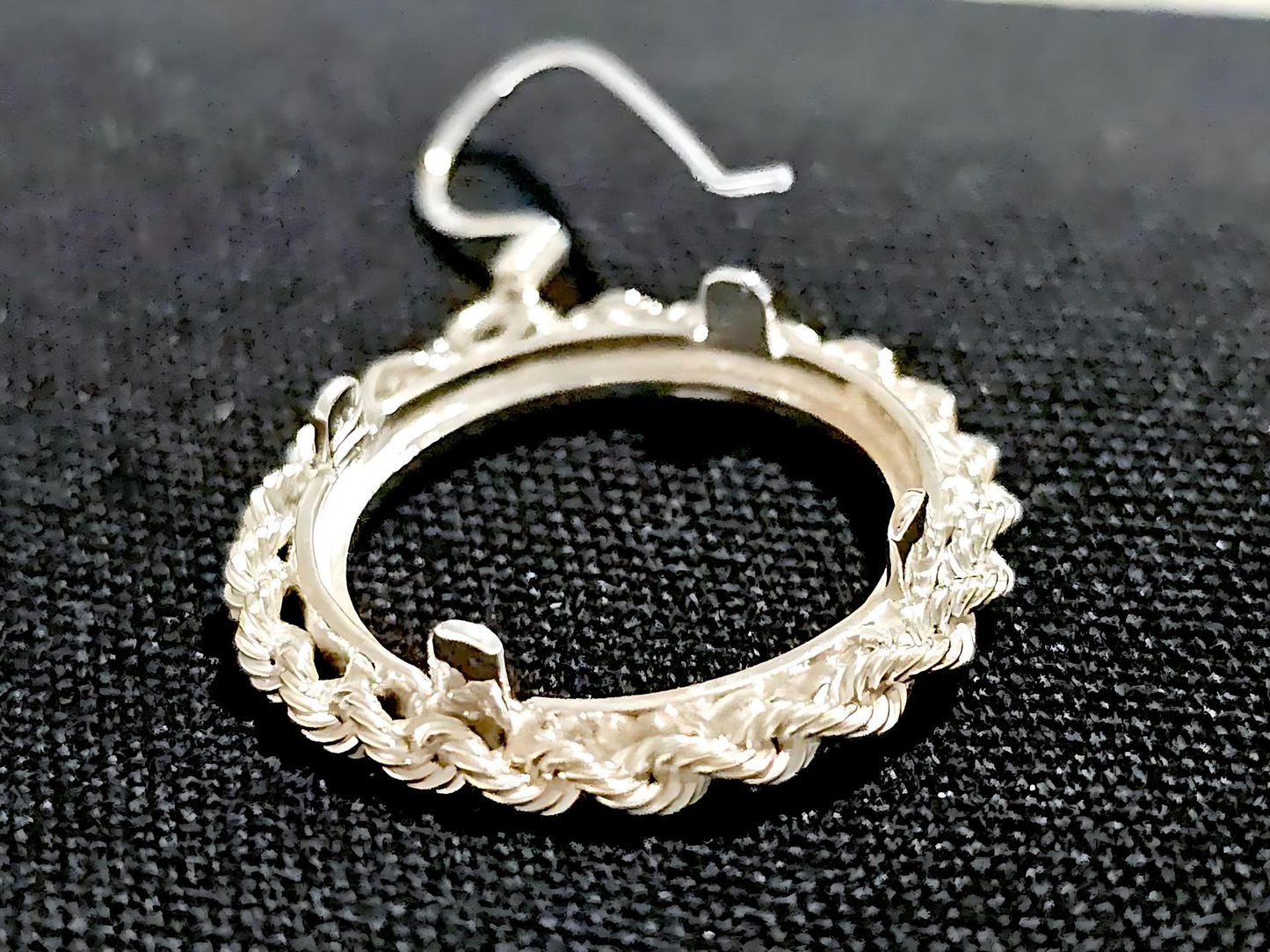 925 Sterling Silver Prong Back Illusion Rope Bezel Earring for 18mm Dime 10 Cent Coins