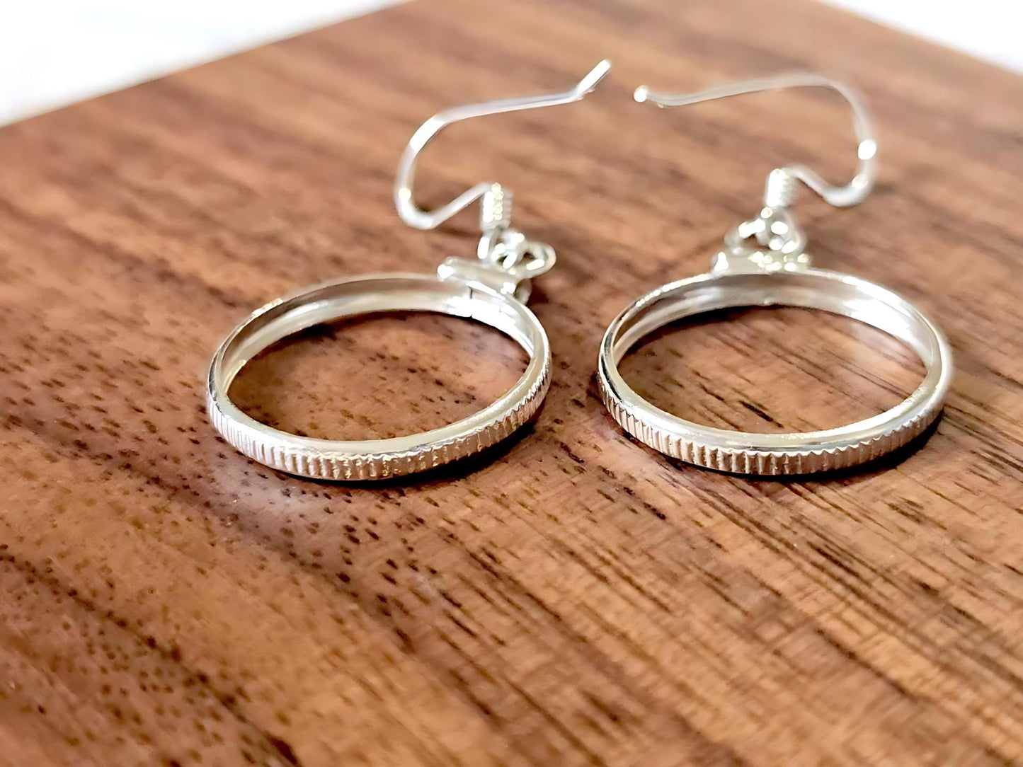 925 Sterling Silver Screw Top Simple Bezel Earring for 18mm Dime 10 Cent Coins