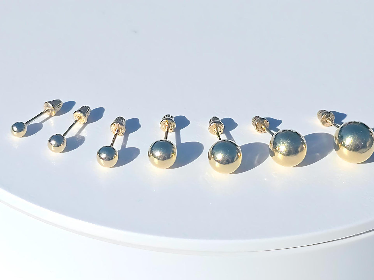 14K Yellow Gold Polished Round Ball Stud Earrings Screw Backing 2mm-8mm
