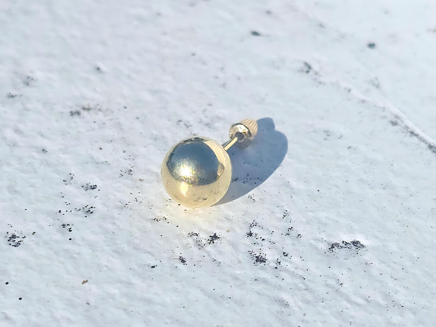 14K Yellow Gold Polished Round Ball Stud Earrings Screw Backing 2mm-8mm