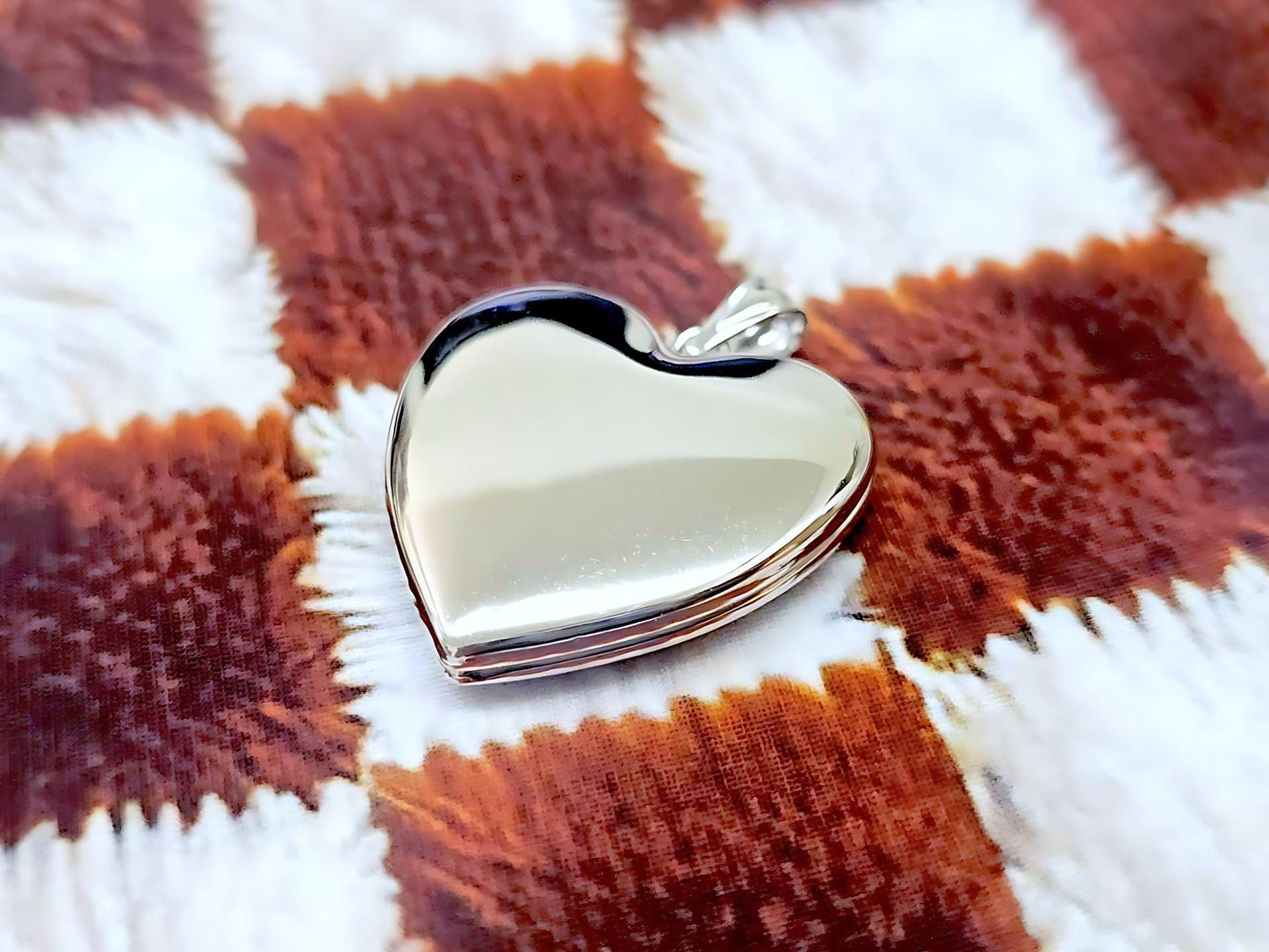 925 Sterling Silver Plain Heart 4 Pictures Locket Pendant