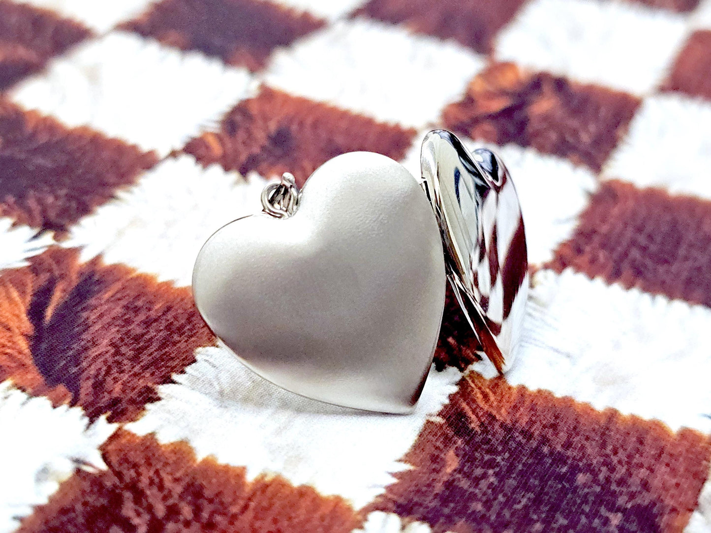 925 Sterling Silver Plain Heart 4 Pictures Locket Pendant
