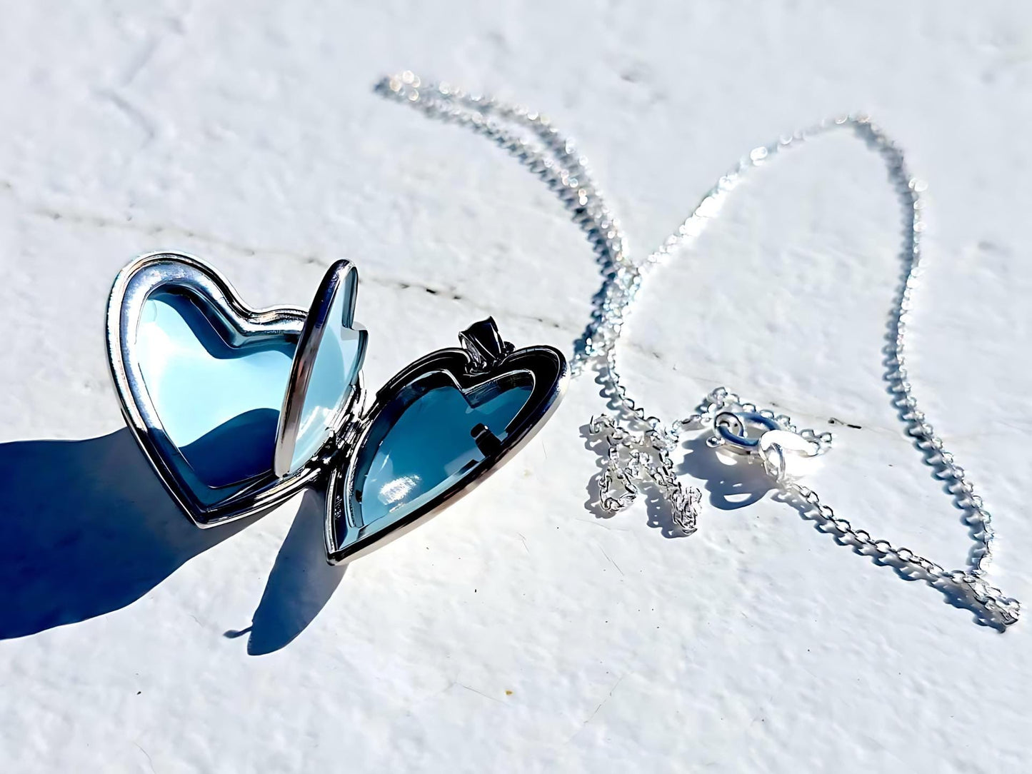 925 Sterling Silver Engraved Star with Diamond 4 Pictures Heart Locket Pendant