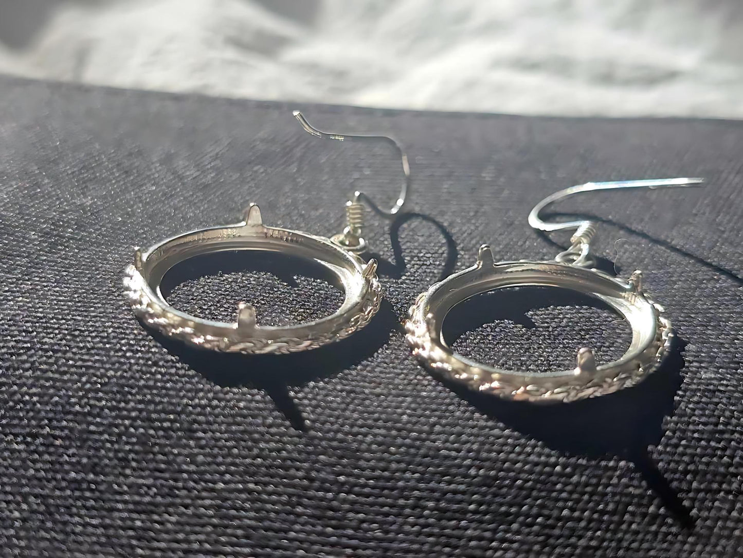 925 Sterling Silver Prong Back Rope Edge DC Bezel Earring for 18mm Dime 10 Cent Coins