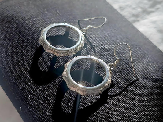 925 Sterling Silver Prong Back Bamboo Edge Bezel Earring for 18mm 10 Cent Coins