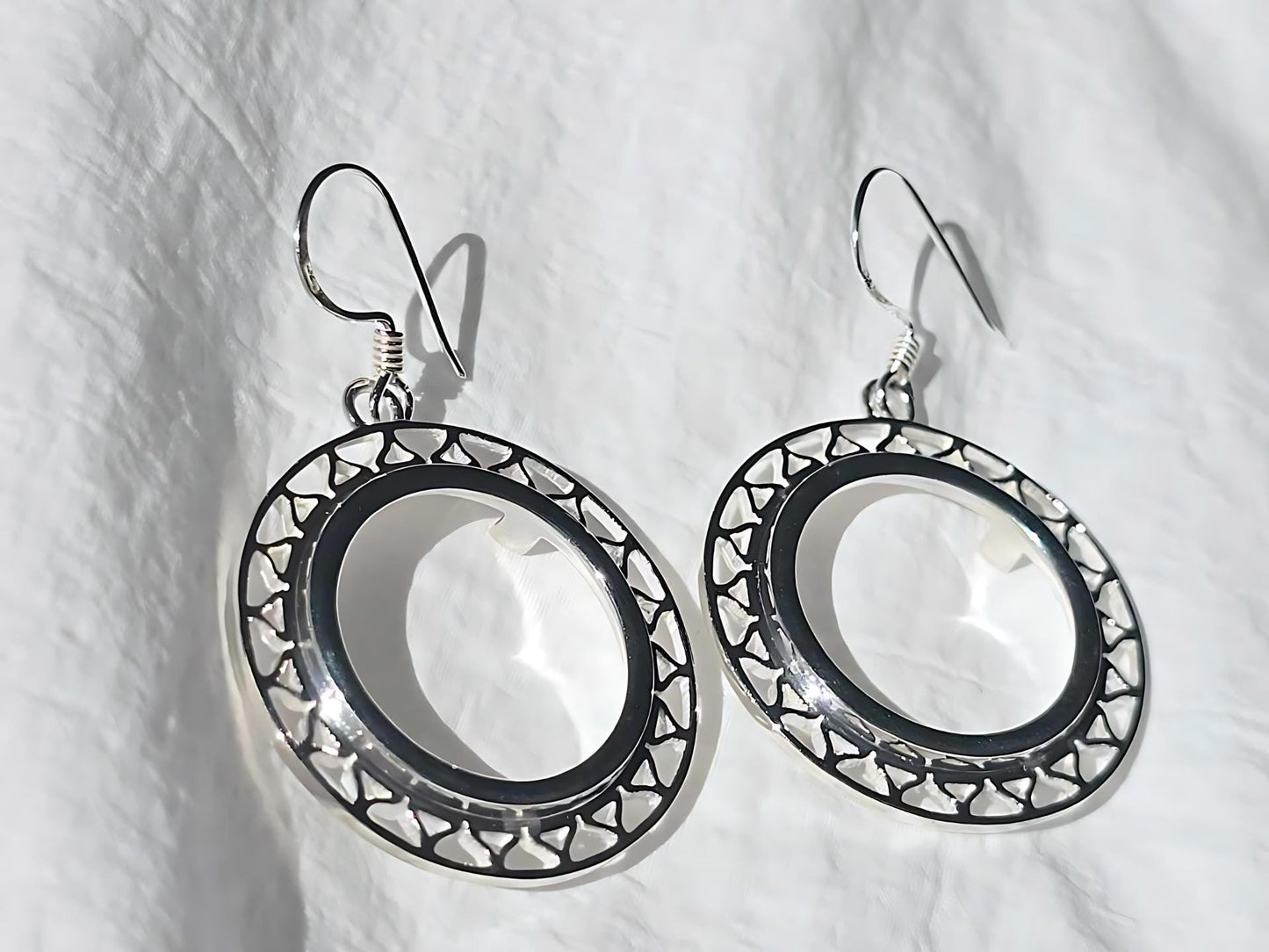 925 Sterling Silver Prong Back Filigree Edge Bezel Earring for 18mm 10 Cent Coins