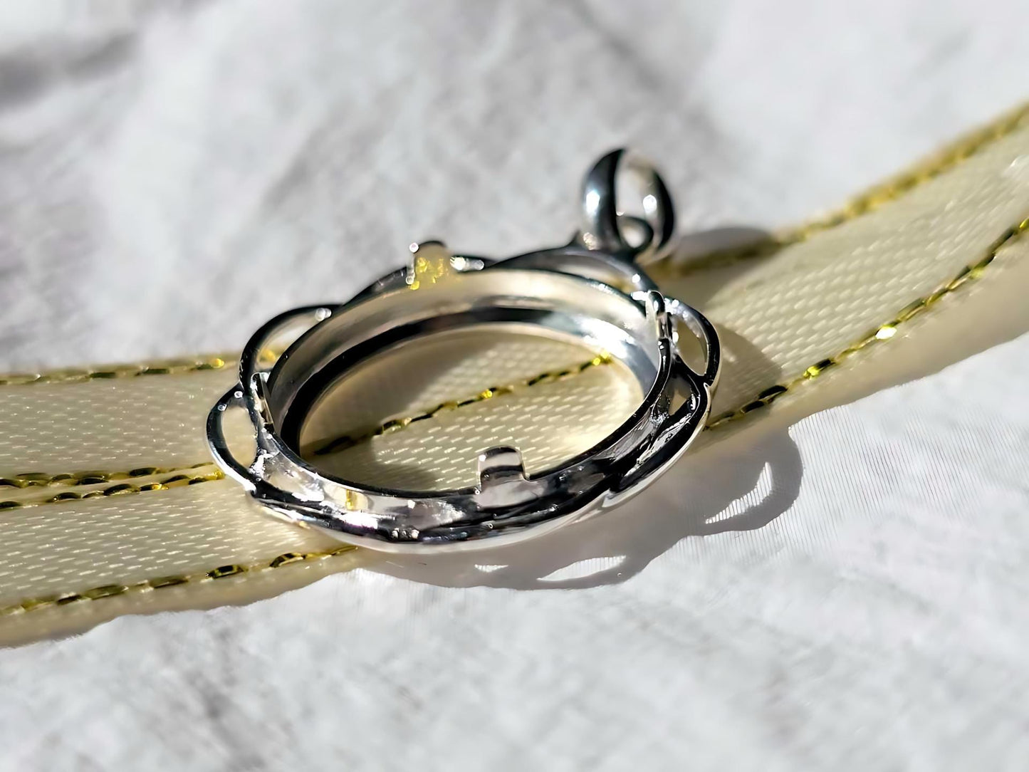 925 Sterling Silver Prong Back Braided Edge Bezel for 18mm 10 Cent Coins
