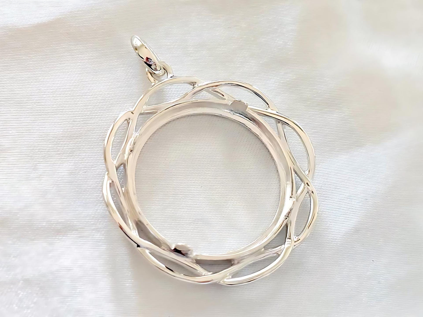 925 Sterling Silver Prong Back Braided Edge Bezel for 26mm Coins