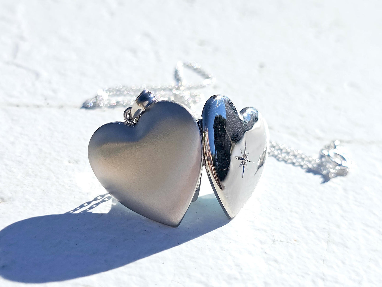 925 Sterling Silver Engraved Star with Diamond 4 Pictures Heart Locket Pendant