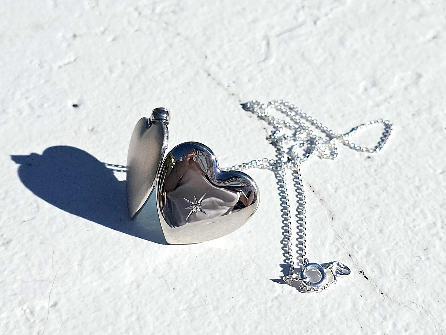 925 Sterling Silver Engraved Star with Diamond 4 Pictures Heart Locket Pendant