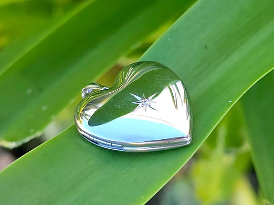 925 Sterling Silver Engraved Star with Diamond 4 Pictures Heart Locket Pendant
