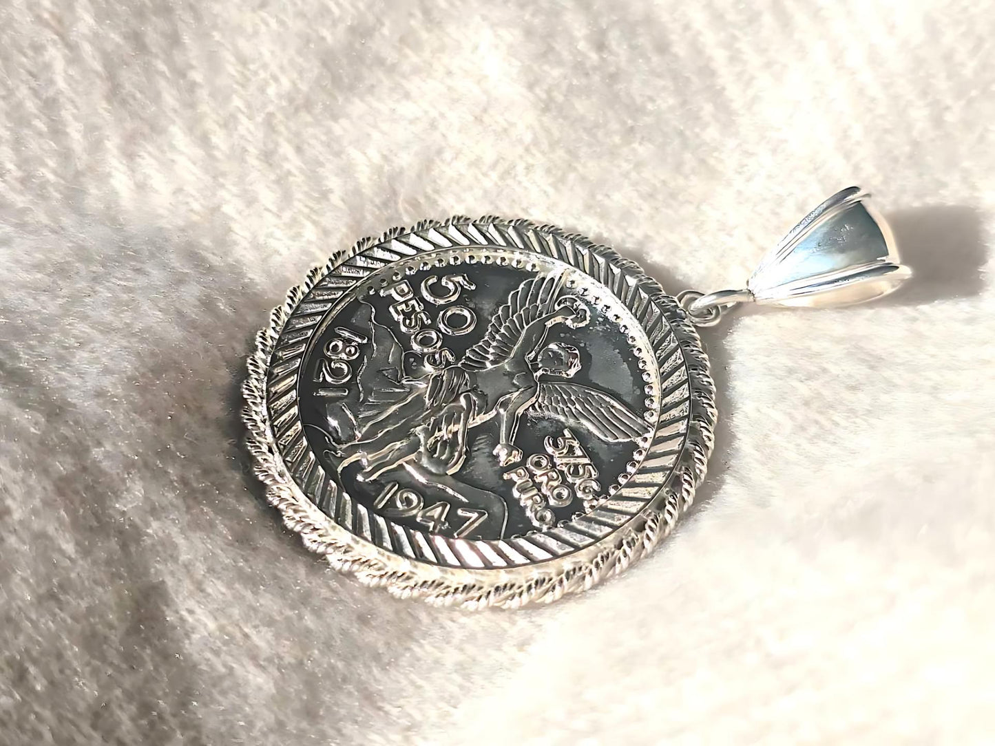 925 Sterling Silver Prong Back Rope Edge Bezel for 37mm Replica 50 Peso Centenario Coin