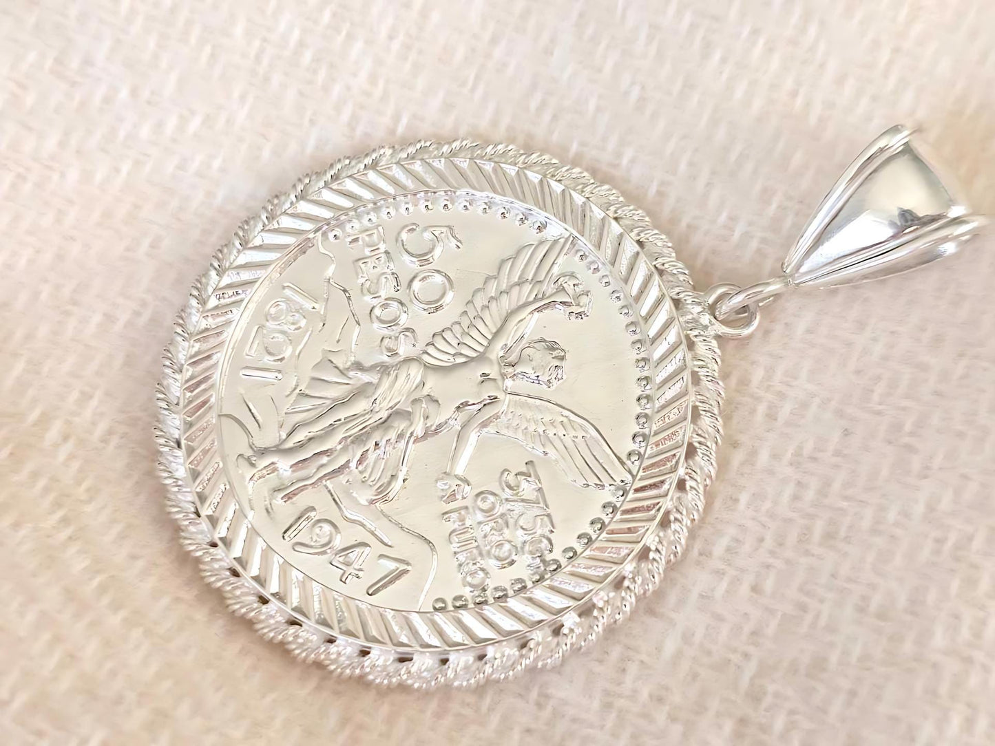 925 Sterling Silver Prong Back Rope Edge Bezel for 37mm Replica 50 Peso Centenario Coin